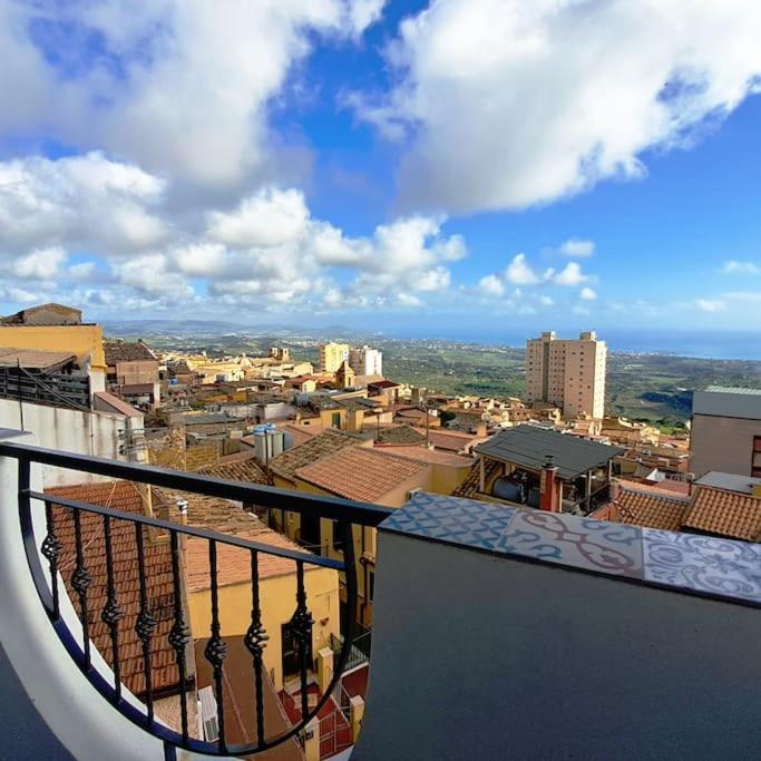 Casuzza Al Duomo Con Vista Valle Dei Templi! Agrigento Luaran gambar
